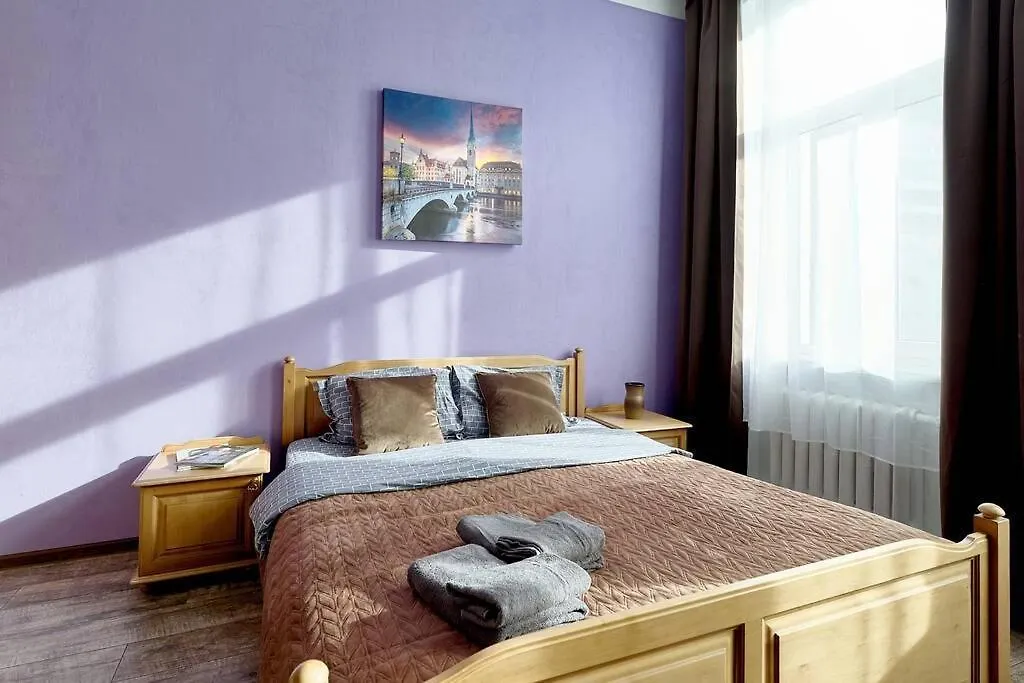Apartment Лофт 100 М2 - Три Раздельных Спальни Улица Бассейная 13 Метро Дворец Спорта Kyiv