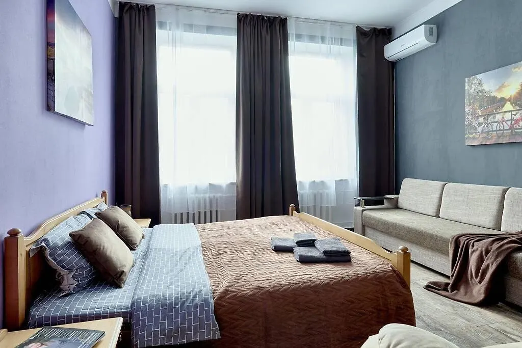 Apartment Лофт 100 М2 - Три Раздельных Спальни Улица Бассейная 13 Метро Дворец Спорта Kyiv
